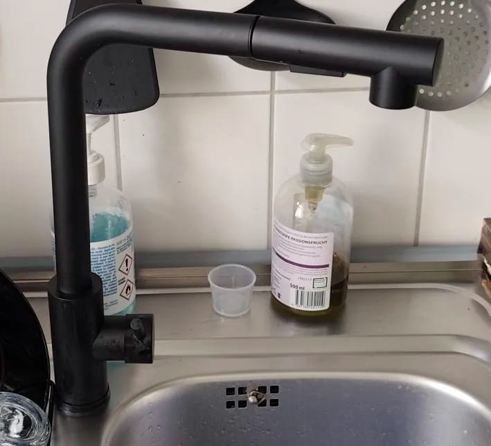 Customer photo review of Faaborg - Pull-Out Kitchen Faucet