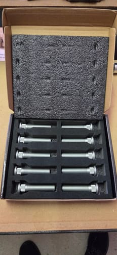 Customer photo review of VOSTA BLOX EXTENDED WHEEL STUDS+20mm