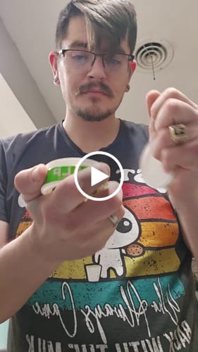 Customer video review of Spearmint Nicotine Pouches