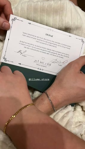 Customer photo review of Tilumé. Sada permanentých náramkov