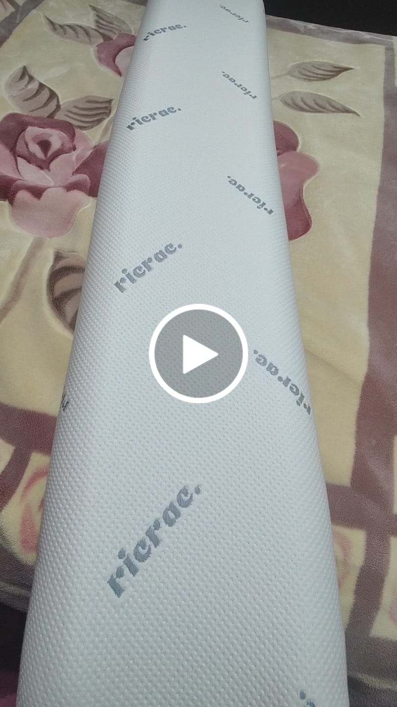 Customer video review of Contour Memory Foam Long Pillow suitable for Neck & Shoulder Pain