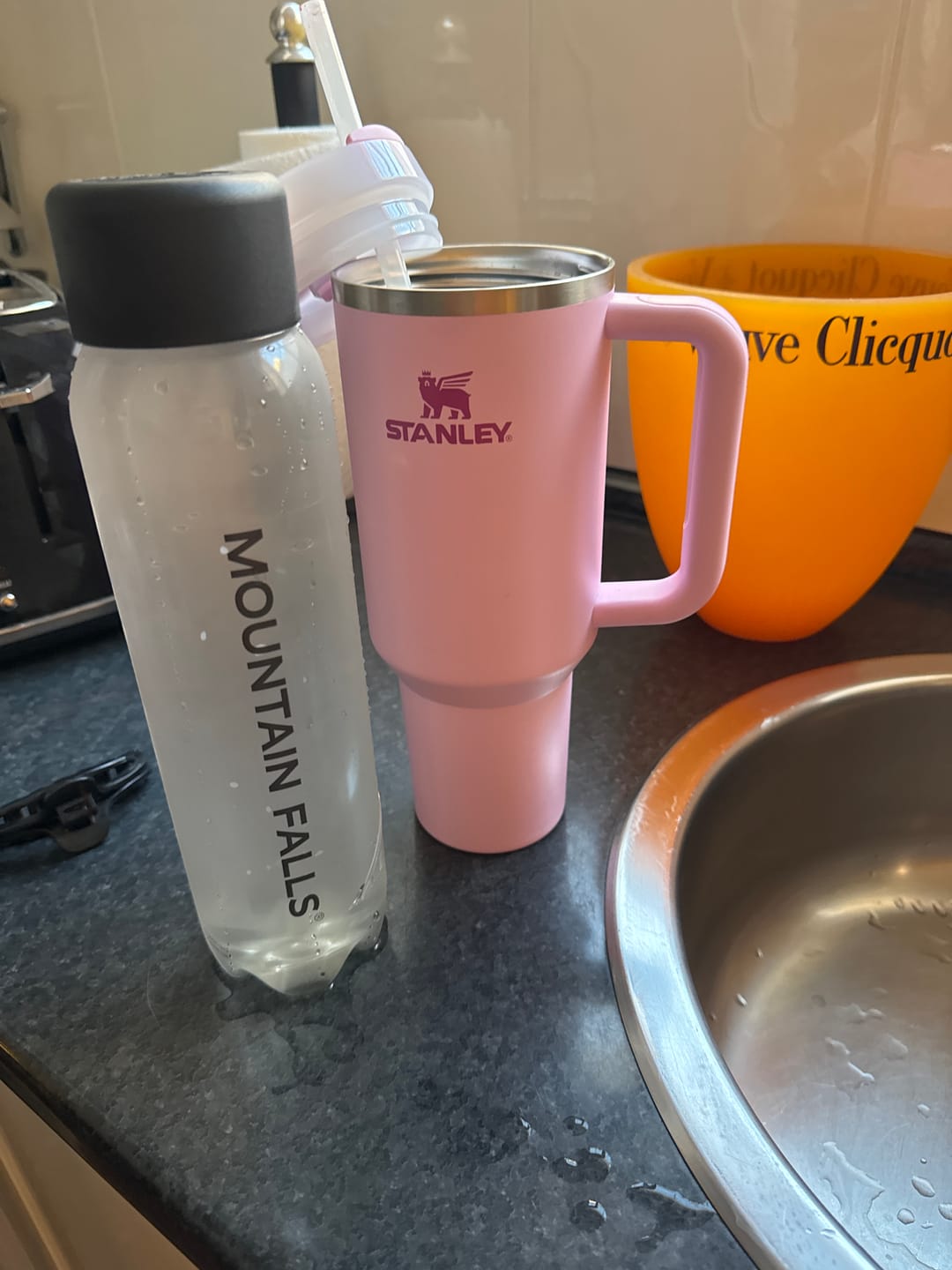 Customer photo review of Signature PET 1L - Still Mineral Water