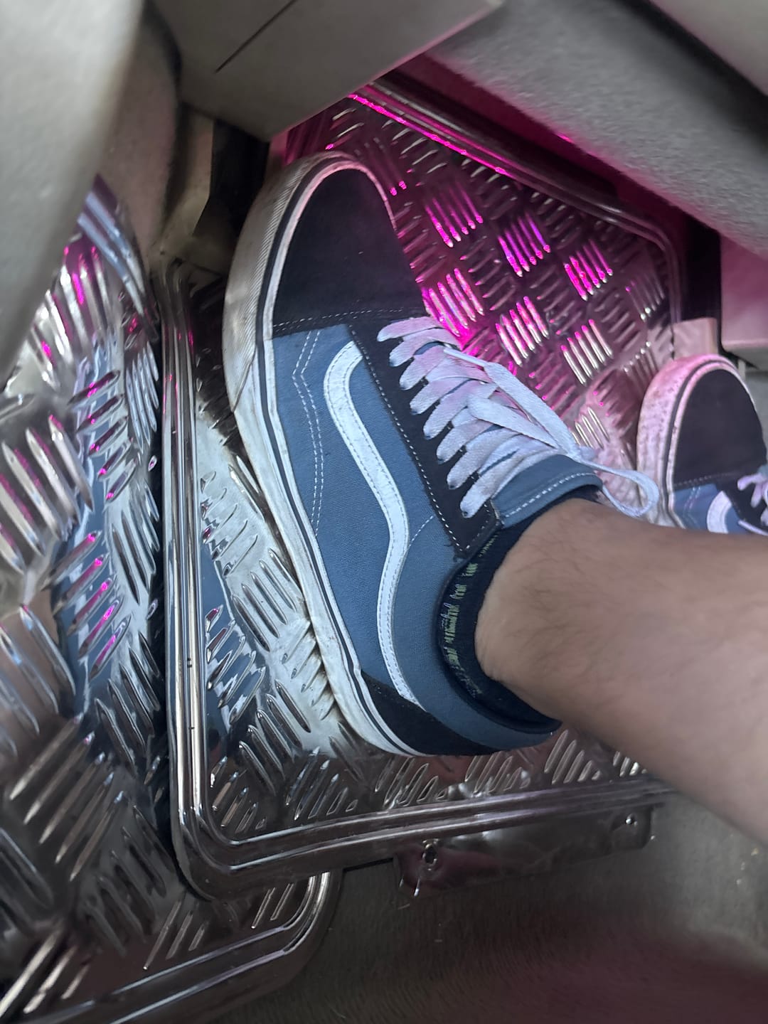 Customer photo review of Zapatilla Vans Old Skool Unisex Azul