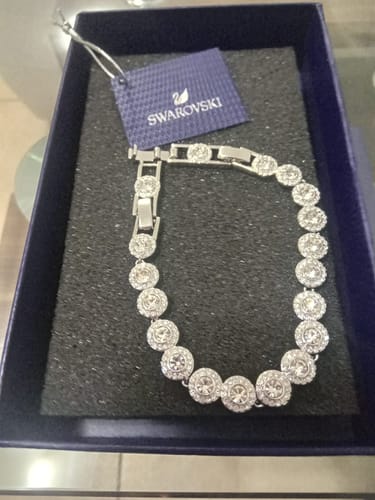 Customer photo review of PULSERA CRISTAL SWAROVSKI TENIS ANGELIC HALO + KIT DE REGALO