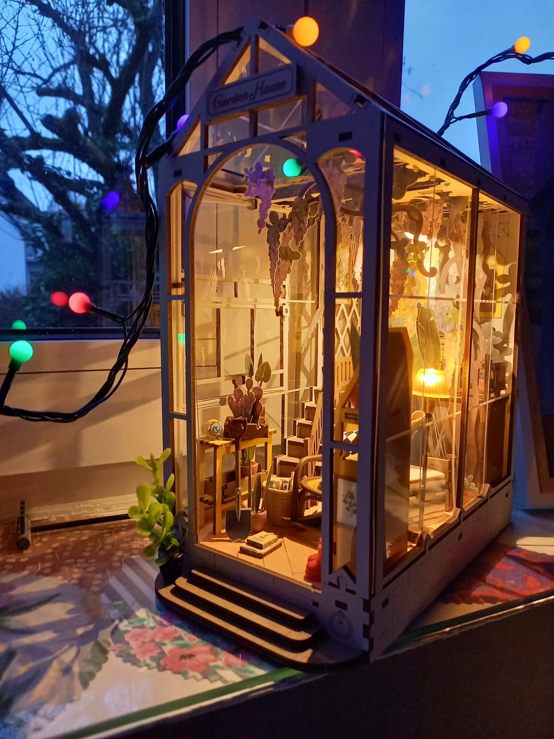 Customer photo review of Book Nook Garden House