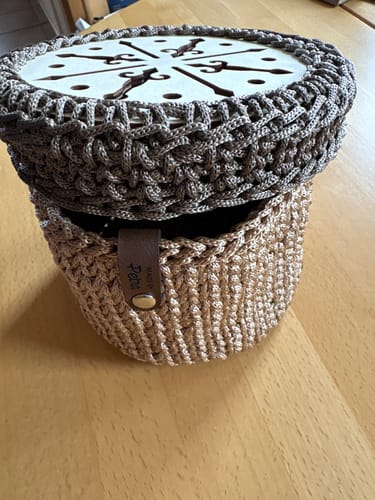 Customer photo review of Personalisierte Labels mit Chicago Screws - Kunstleder-Label mit Schrauben