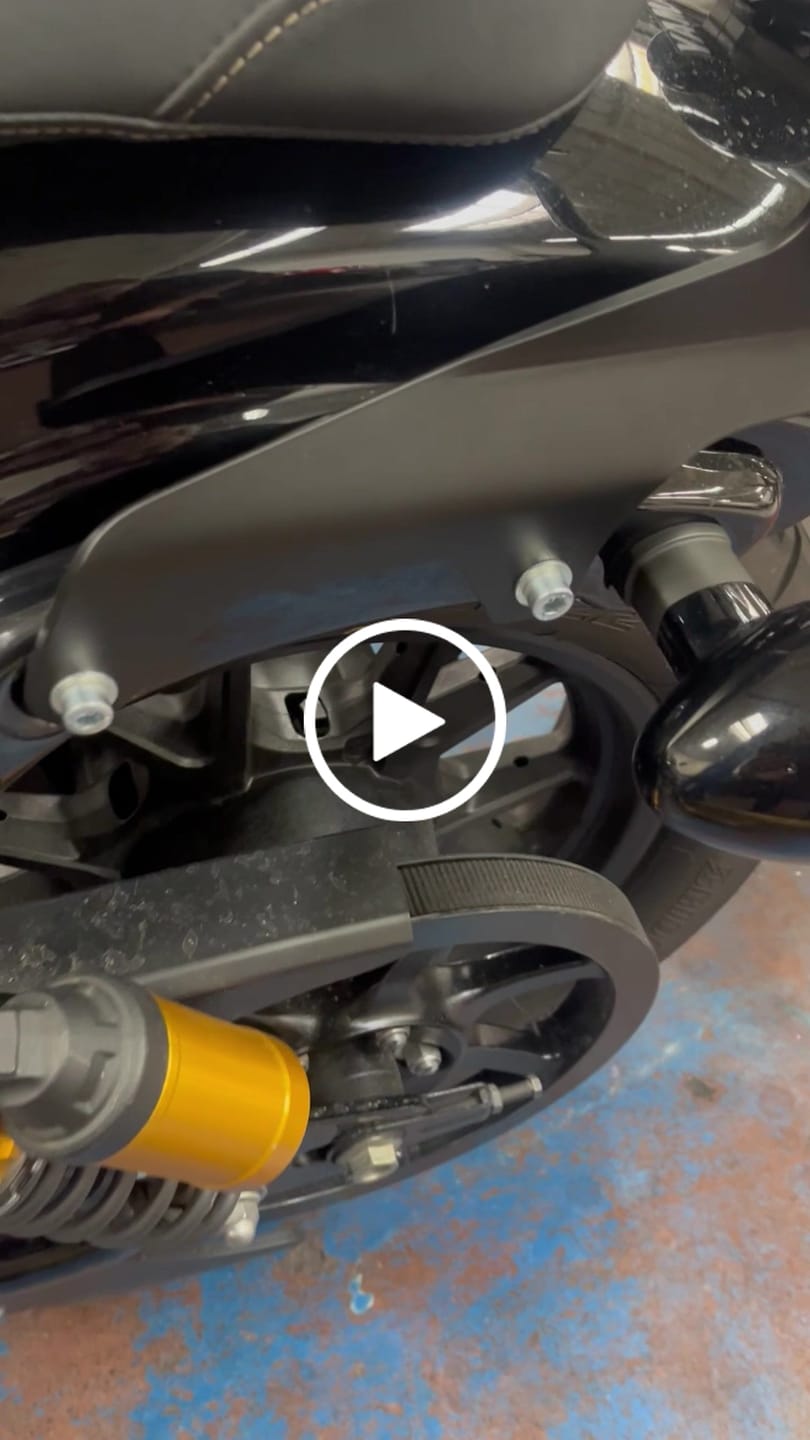 Customer video review of Iron Born Blade 25" Yamaha Bolt Sissy Bar with Foldable Luggage Rack Matte Black