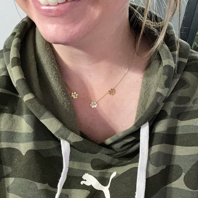 Customer photo review of Gepersonaliseerde poot naamketting – losse poten