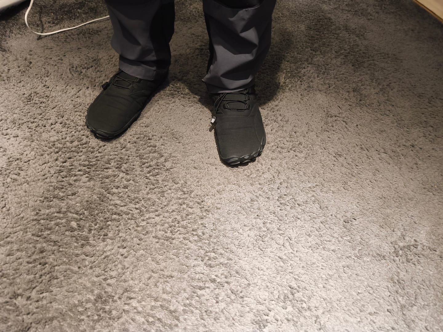 Customer photo review of Hypersole ArcticStep - Wasserdichte Grip Barfußschuhe für den Winter