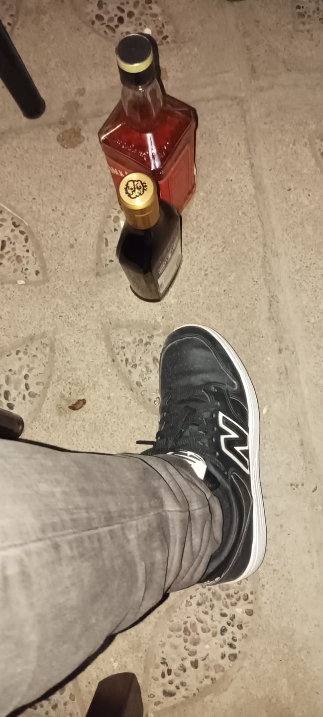Customer photo review of Zapatilla New Balance 480 L Hombre Negro