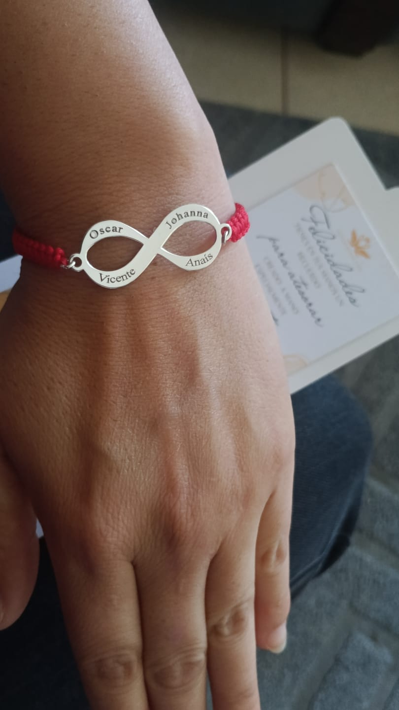 Customer photo review of Pulsera protección infinito plata