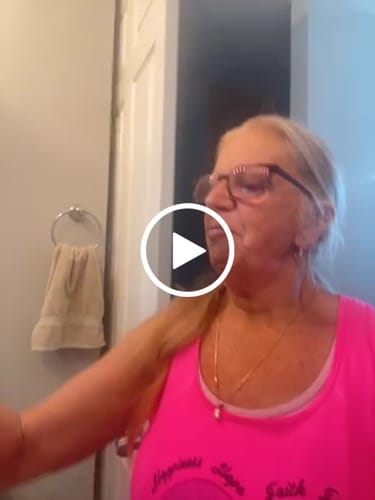 Customer video review of Besque® Magic Body Oil - 100ml