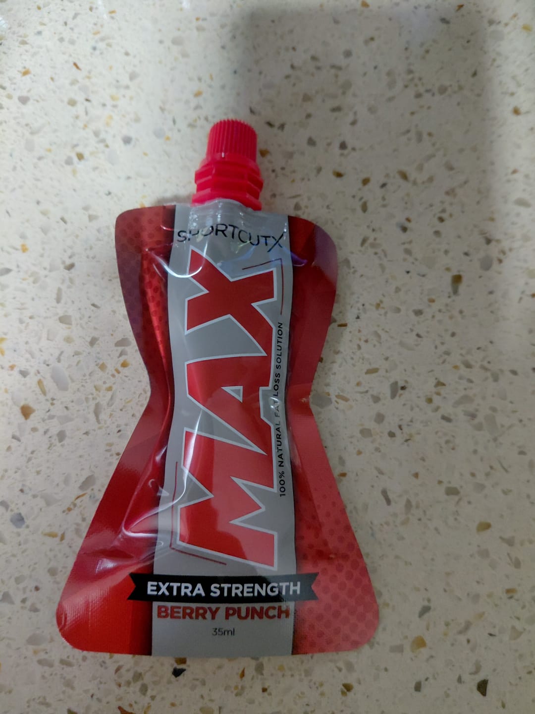 Customer photo review of Shortcutx Max Fat Burner Berry Punch