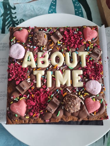 Customer photo review of Custom message heart brownie