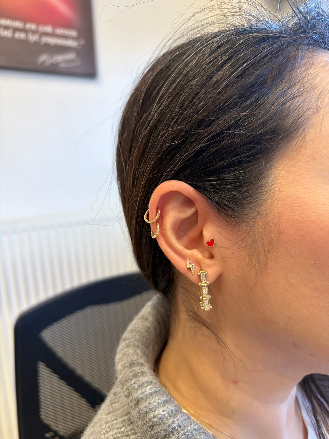 Customer photo review of Makaron Mineli Kalp Altın Piercing