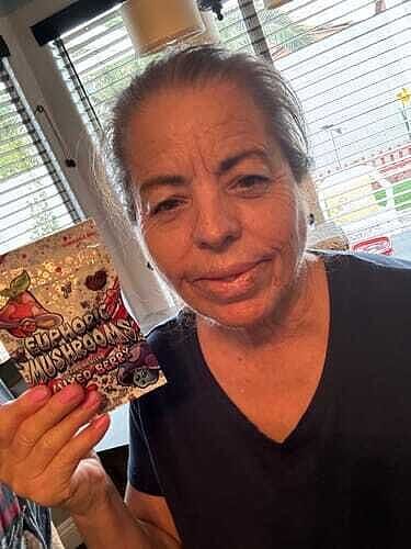 Customer photo review of Euphoric Mushrooms