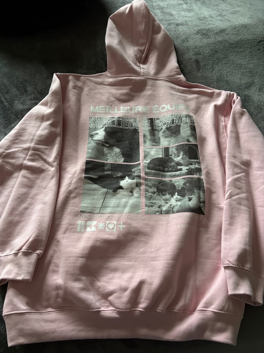 Customer photo review of Only you - Sweat à capuche personnalisé