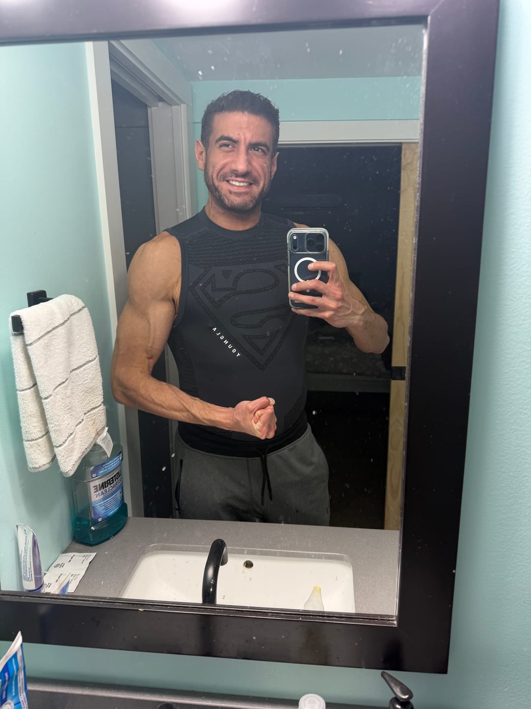 Customer photo review of 3047 - Superman Compression Tanks