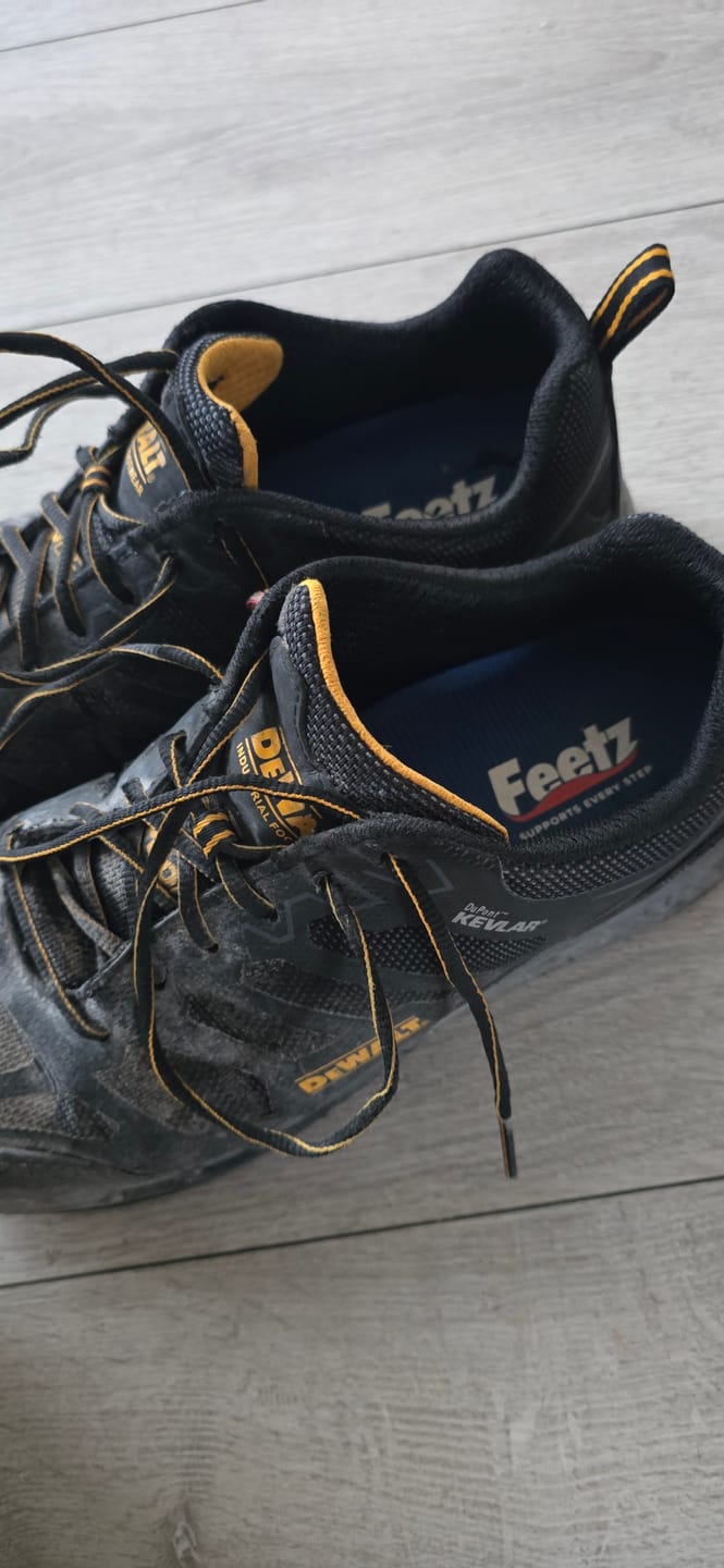 Customer photo review of Feetz® Blue One