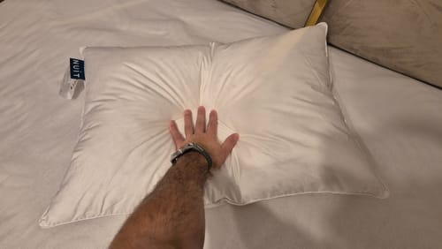 Customer photo review of Pernă Plume Puf