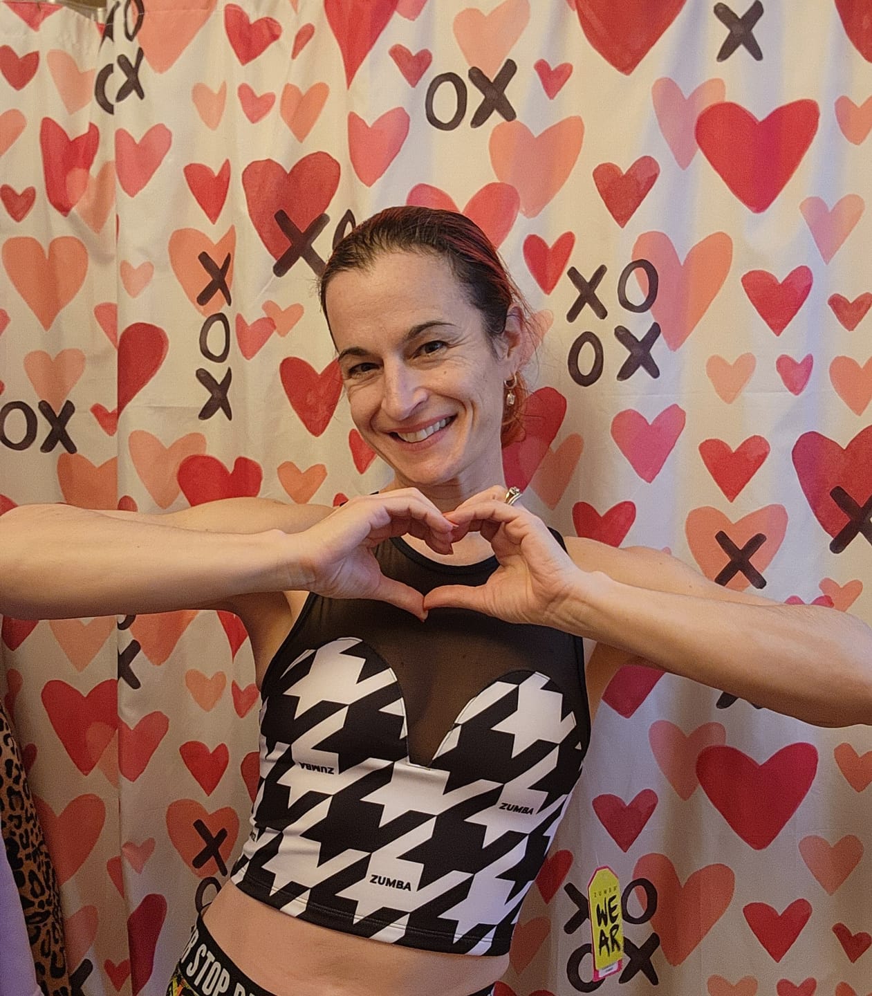 Customer photo review of Zumba Amour Z-Lift High Neck Crop Tank