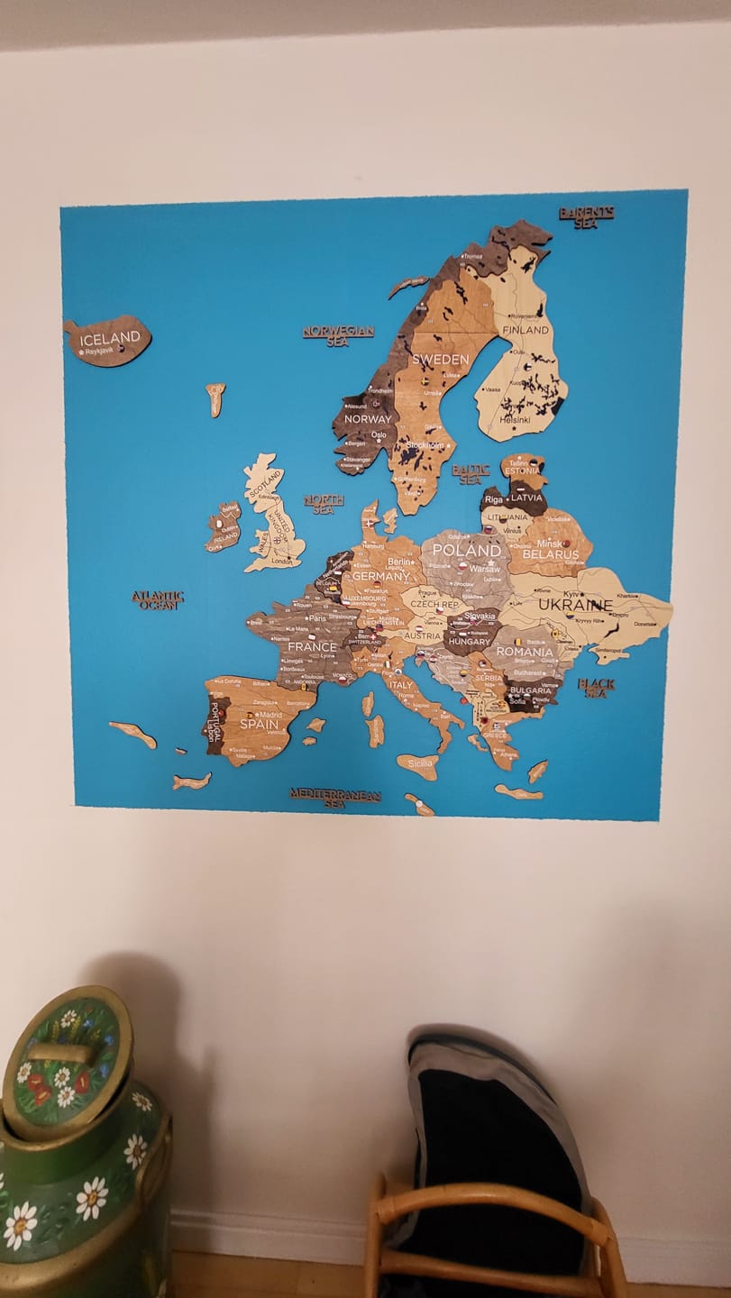 Customer photo review of 3D Europa Holzkarte Multicolor
