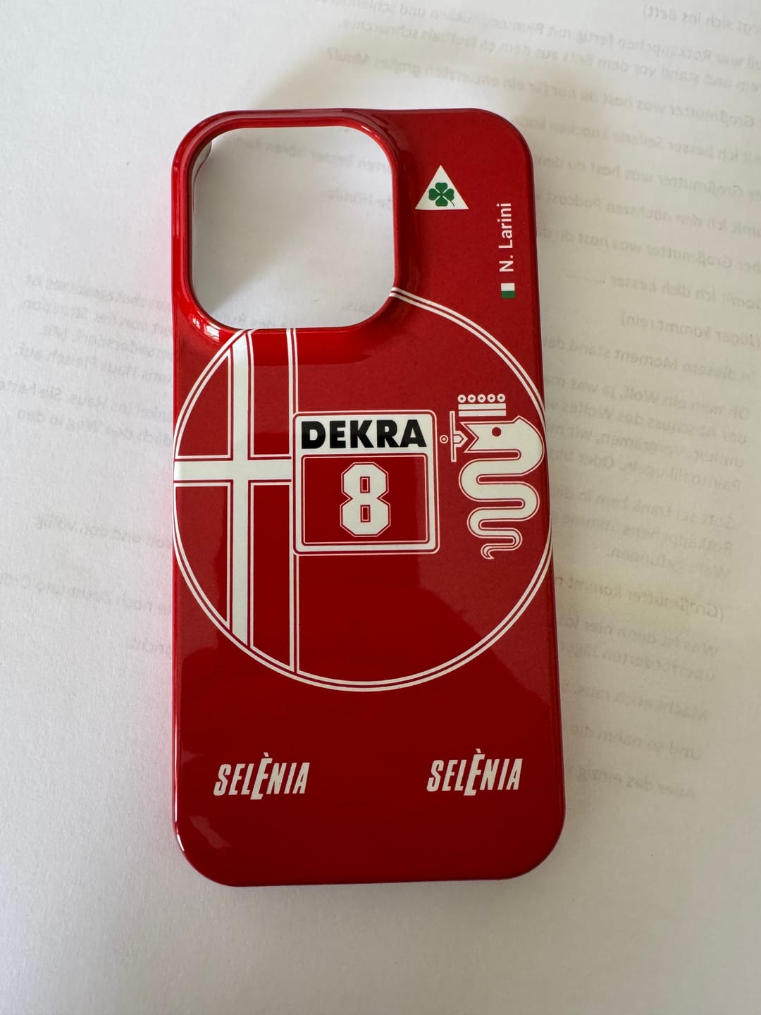 Customer photo review of 155 V6 TI #8 Larini DTM Champion 1993 Livery - Individuelle Hardcase Hülle für iPhone