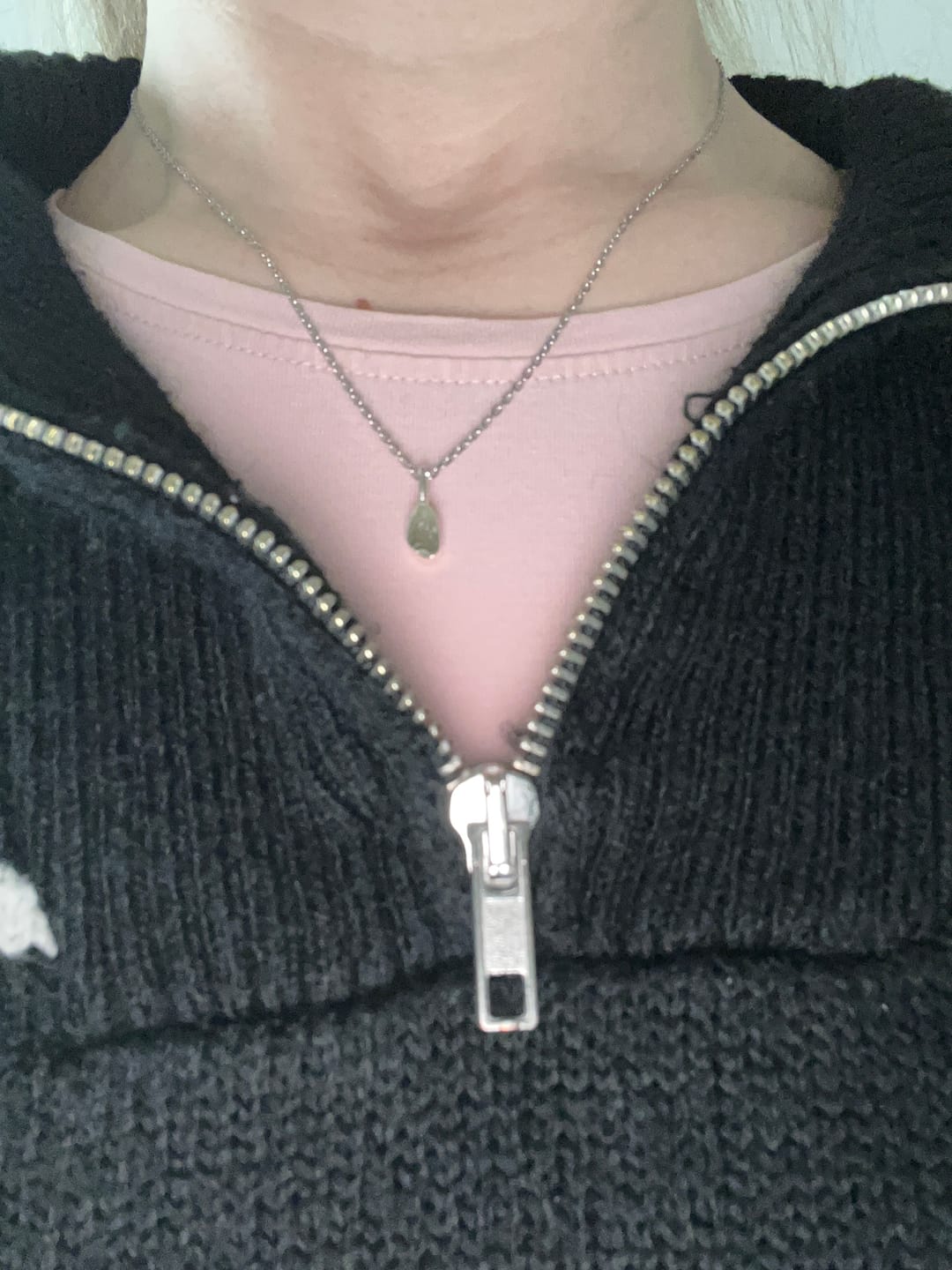 Customer photo review of Moldavite - Mini necklace pendant