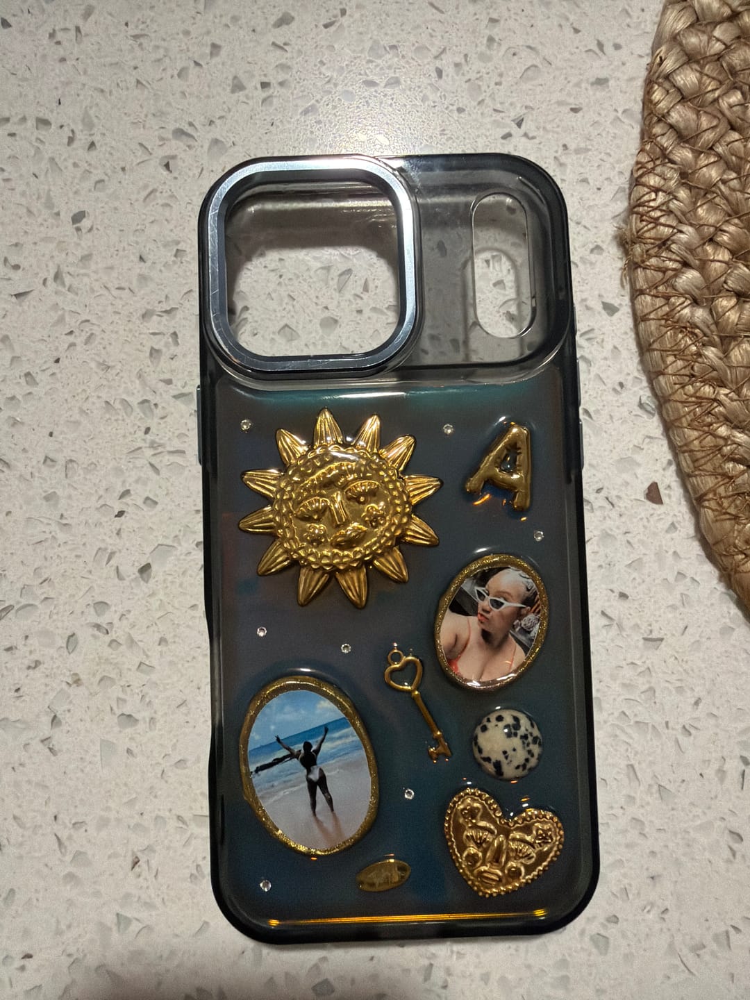 Customer photo review of SUN Memories. Dark Chameleon Base