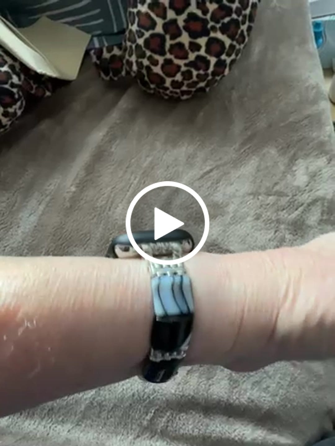 Customer video review of Bohemian Noir Stretch Apple Watch Strap