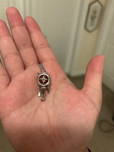 Customer photo review of Nachimbong Necklace