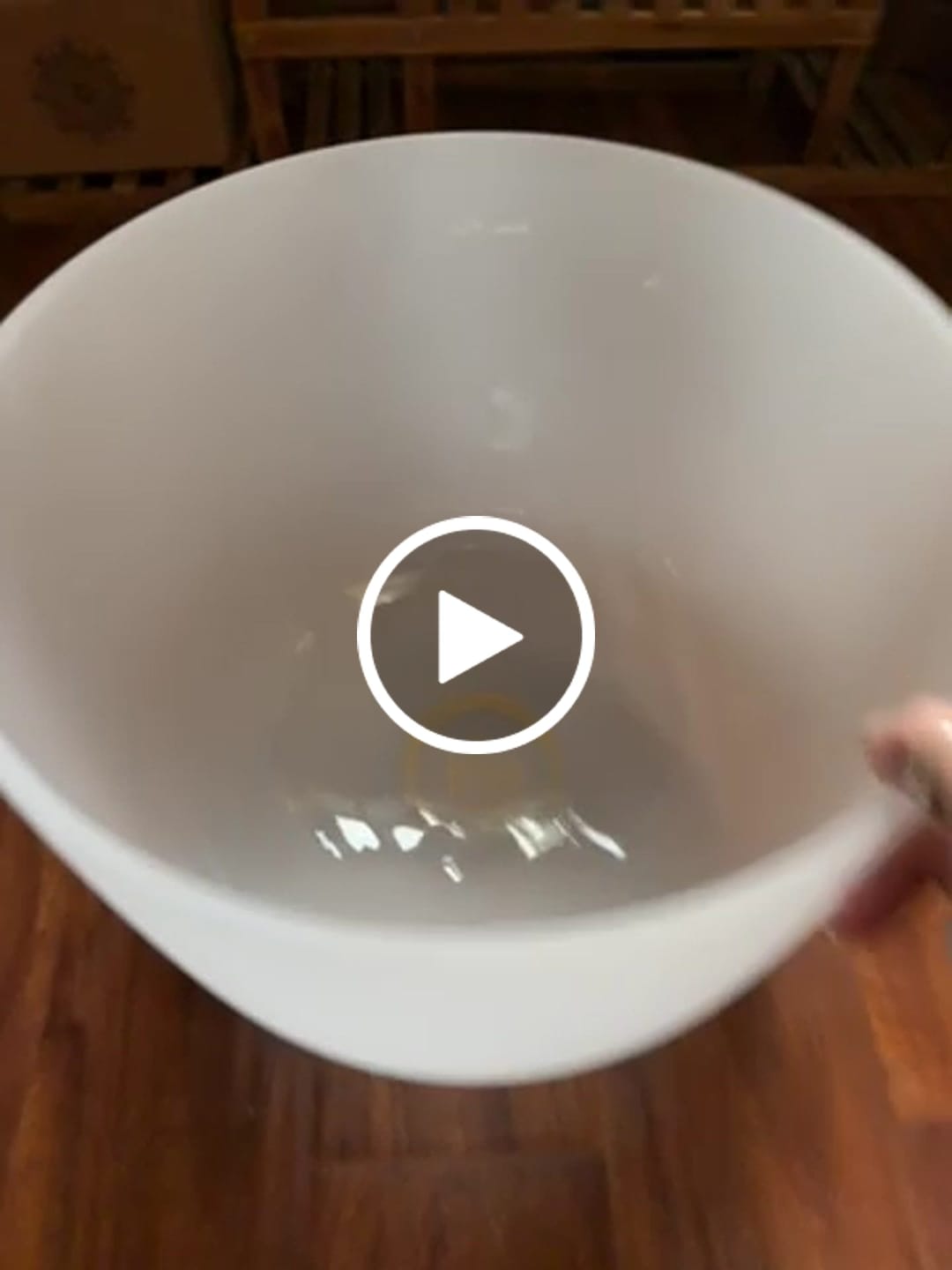 Customer video review of 14" ROOT CHAKRA 256.87Hz (Exact Pitch)