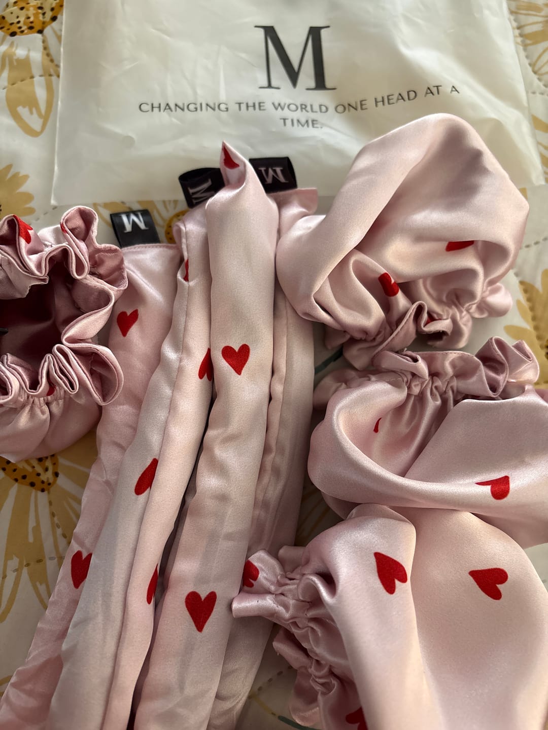 Customer photo review of TRONQUITOS Y MINI GORROS DE SATÍN - ONDAS SIN CALOR