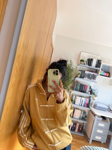 Customer photo review of iPhone 16