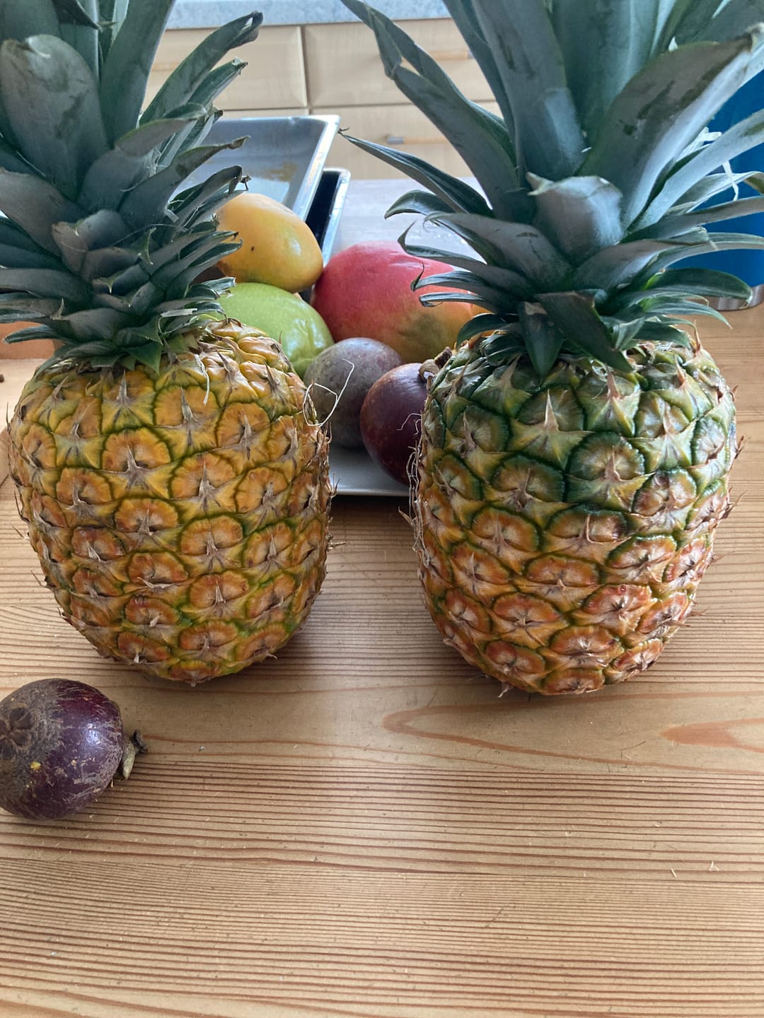 Customer photo review of Ananas Flugware reifgeerntet (stk. ca 1,5kg!) Aktionspreis %
