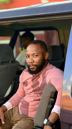 Customer photo review of Minoxidil DOUBLE ACTION FOAM, MEN ONLY 3x60ml Pack