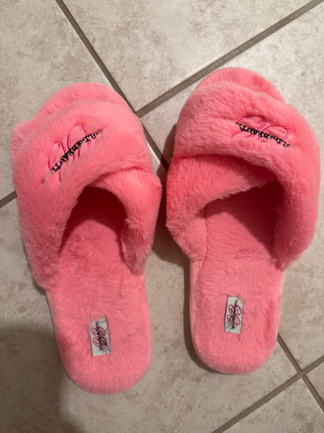 Customer photo review of BB SIGNATURE SLIPPERS - PINK