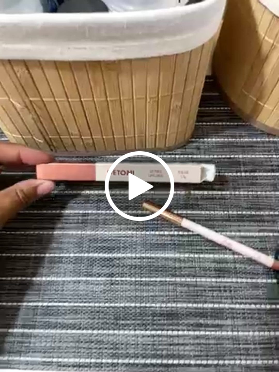 Customer video review of LIP PENCIL | 100 NEUTRAL NUDE