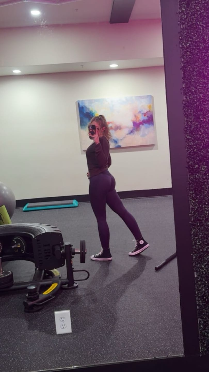 Customer photo review of W2234 Batman Seamless Leggings