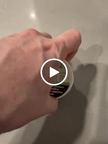 Customer video review of Peppermint Nicotine Pouches