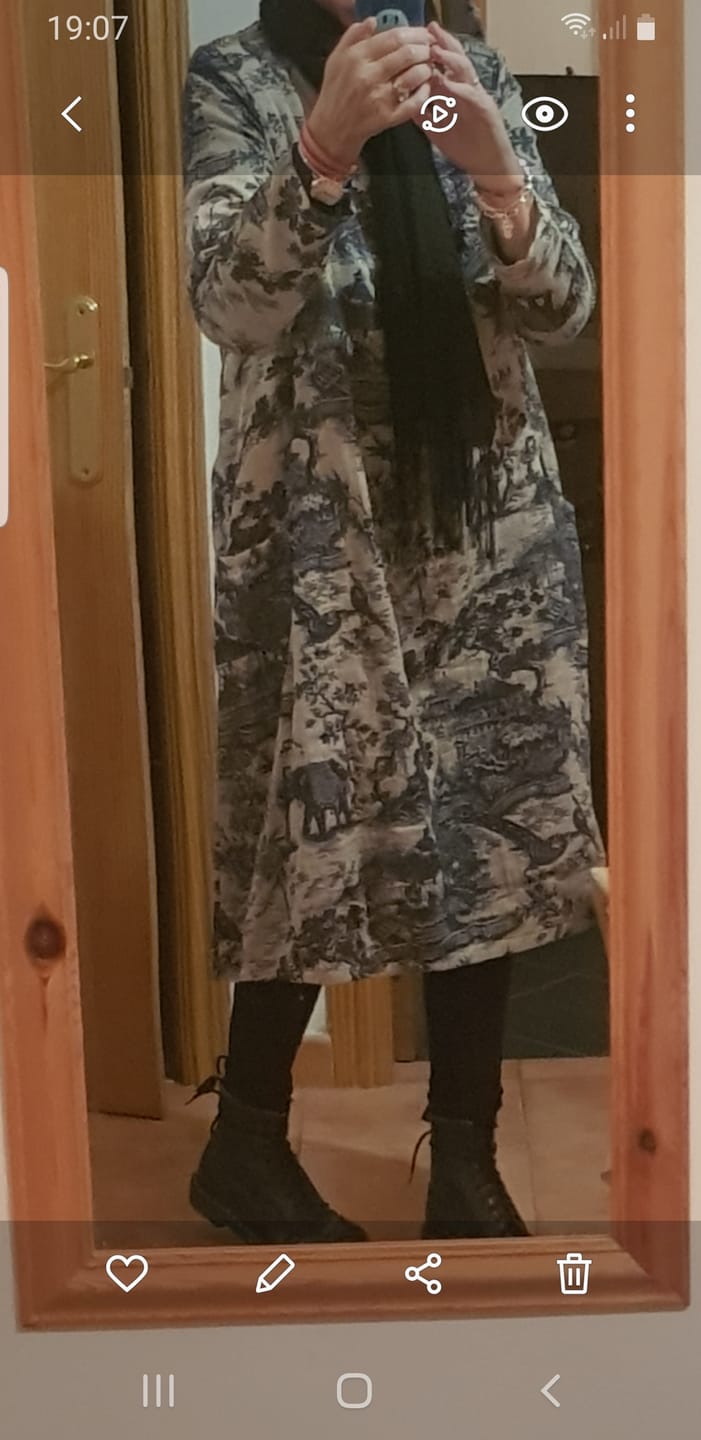 Customer photo review of Women's Plus Size Floral Cotton Vintage Casual Loose Printing Maxi Dress