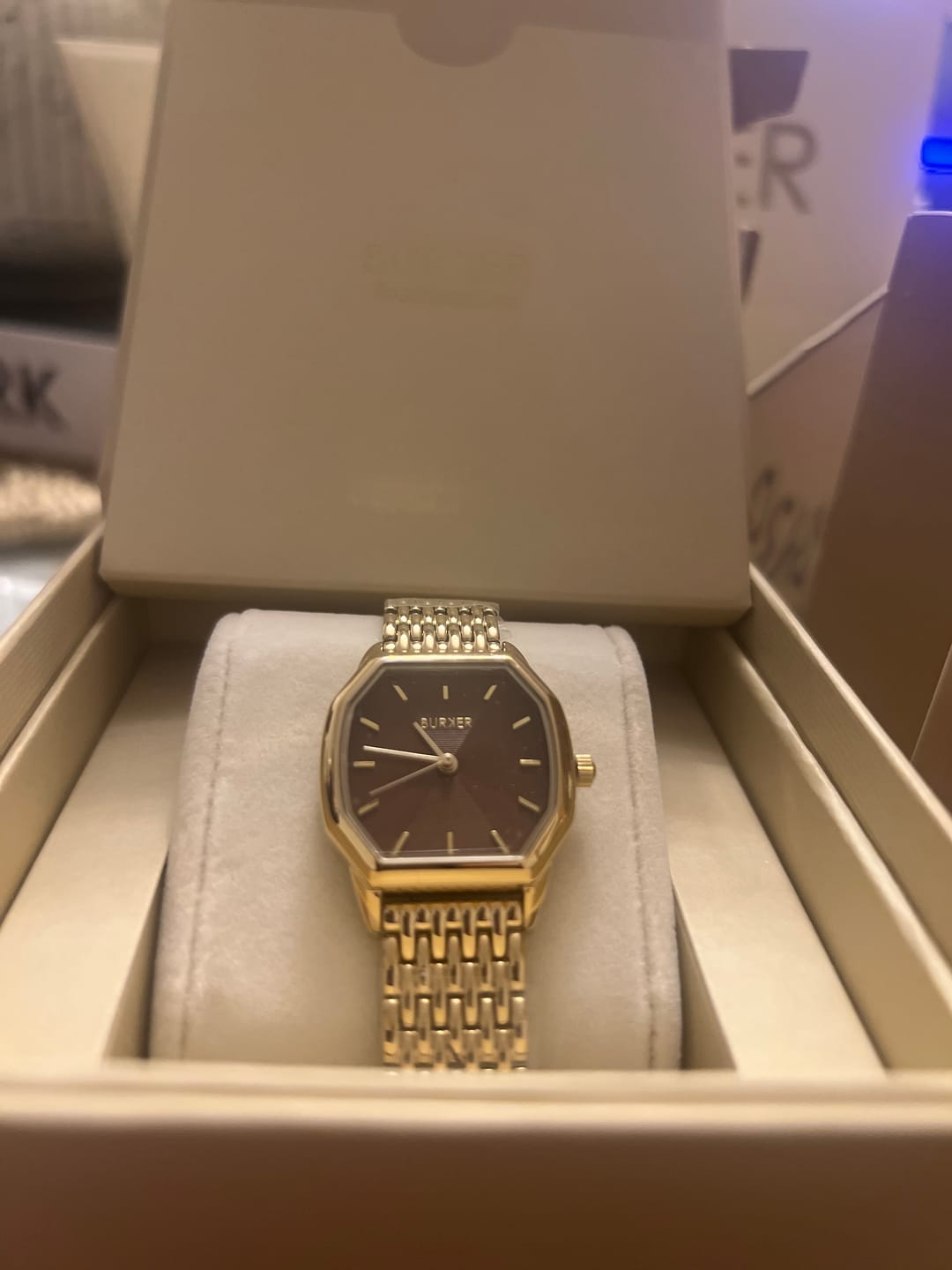 Customer photo review of Julia Gold Brown