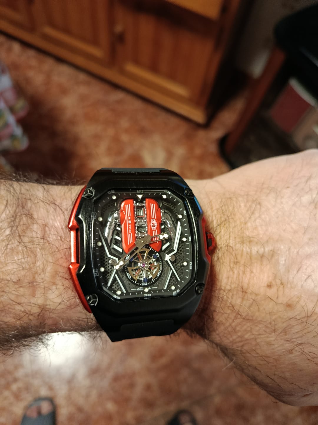 Customer photo review of HMN V12 Prestige