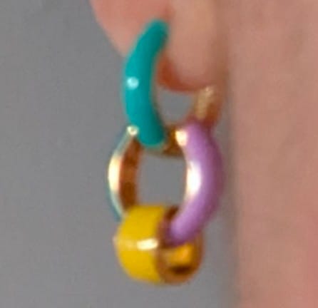 Customer photo review of Orecchino HOOP COLOR - Lilac