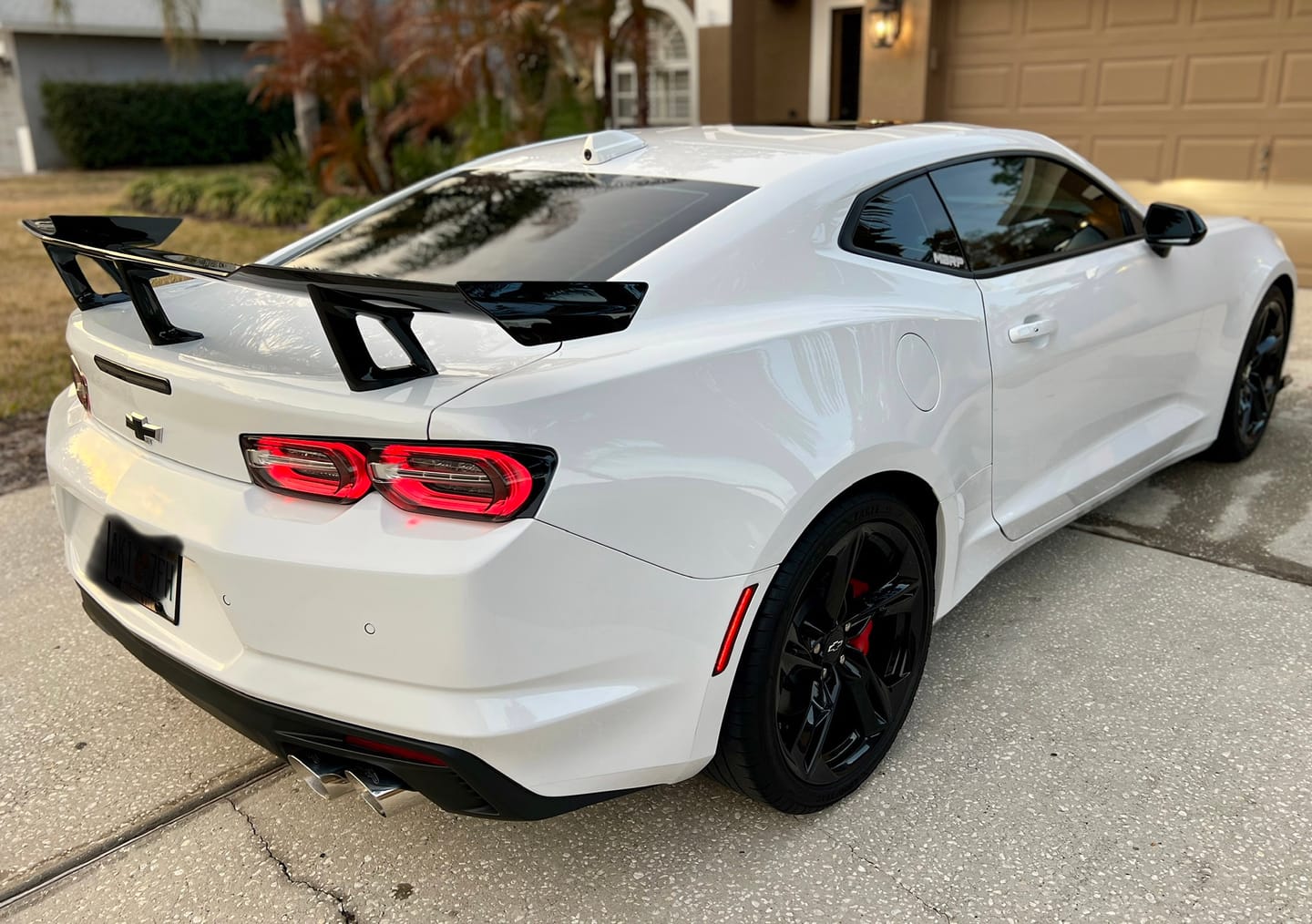 Customer photo review of Camaro Zl1 1LE Conversion Rear Trunk Spoiler High Wing