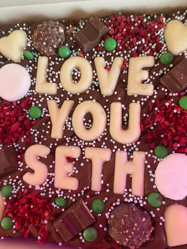 Customer photo review of Custom message heart brownie