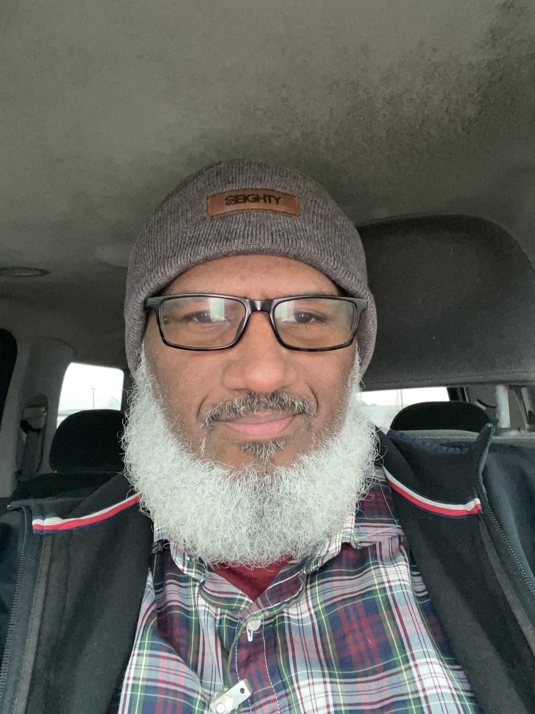 Customer photo review of 80eighty® Brownstone Beanie