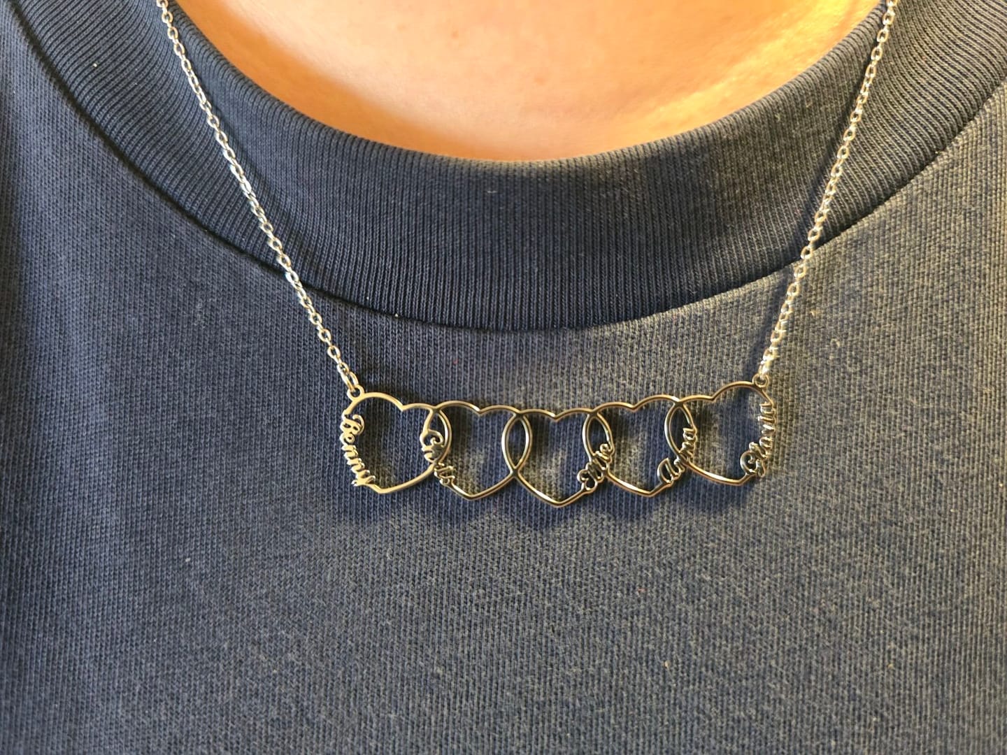 Customer photo review of Gepersonaliseerde hart naamketting