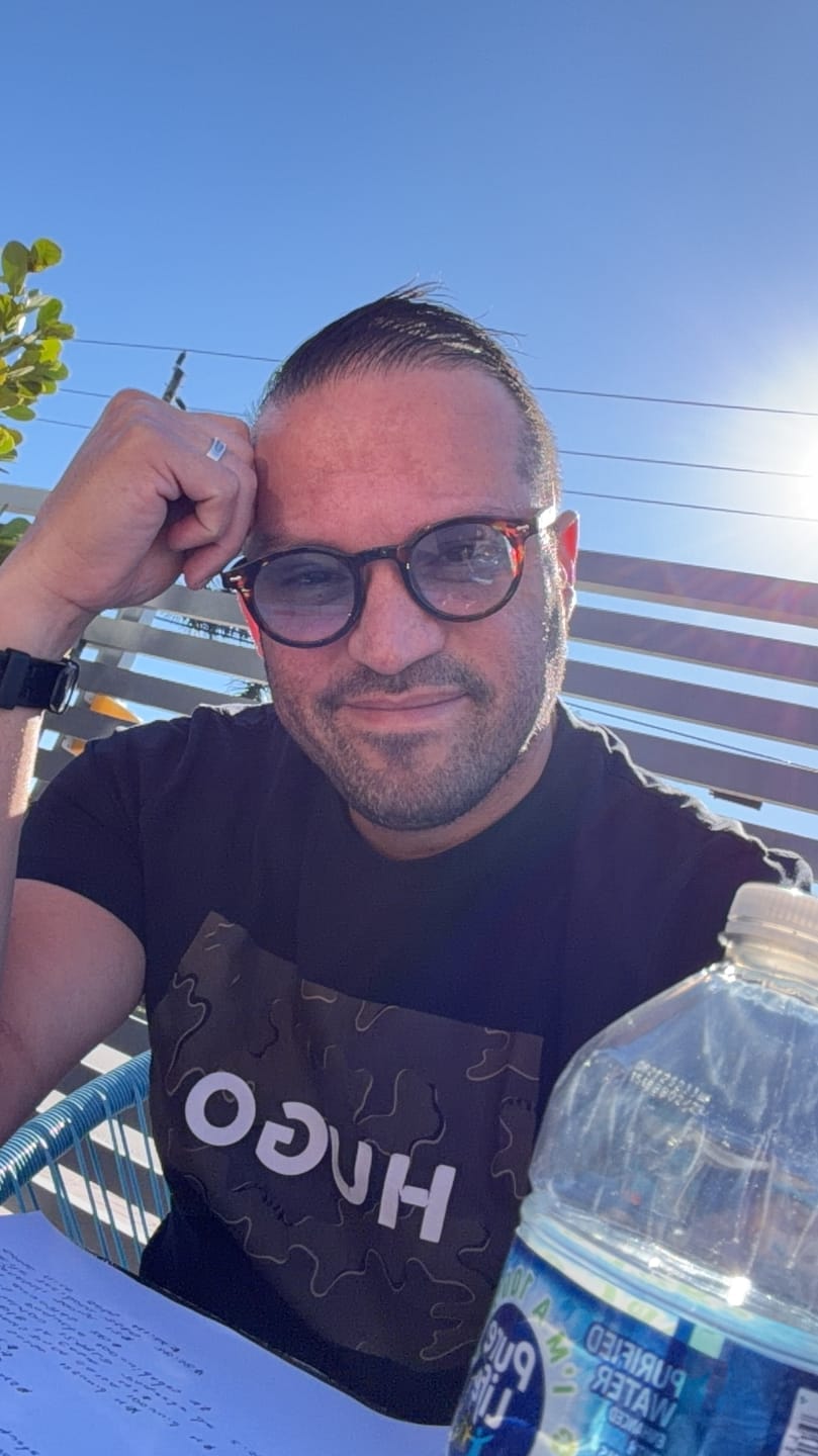 Customer photo review of Otto - Sunglasses