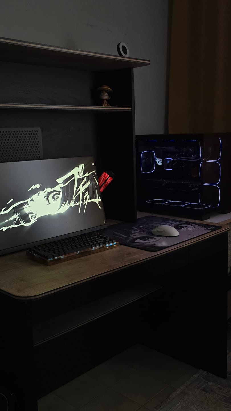 Customer photo review of Wraith Ace Series [Glimpse] Limited Edition Poron Mousepad